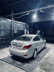 хендай ионик гибрид: Hyundai Accent: 2011 г., 1.6 л, Механика, Бензин, Седан — 9