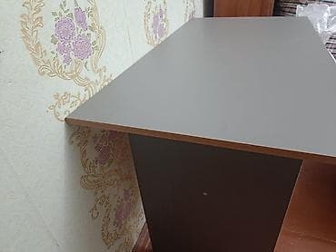 Промышленная химия: Простой прямой стол для работы/учёбы. - Материал: ЛДСП. - Столешница — 2