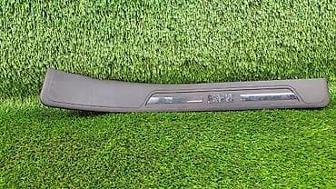 Накладка порога Е38 8 220 228 Год 2000 В отличном состоянии, очень