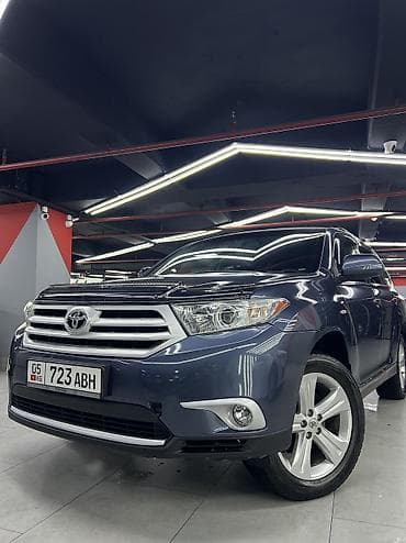 бампе: Toyota Highlander: 2011 г., 3.5 л, Автомат, Бензин, Кроссовер — 1