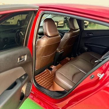 спотер: Toyota Prius: 2018 г., Гибрид, Хэтчбэк — 3