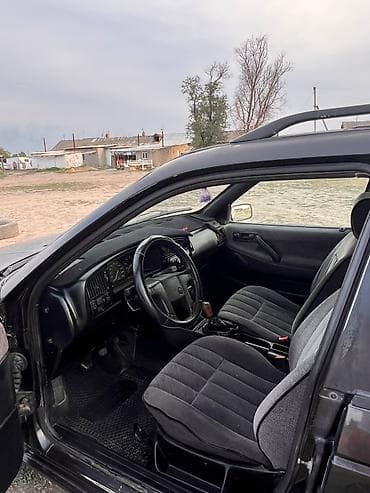 калисо ауди: Volkswagen Passat Variant: 1992 г., 1.8 л, Механика, Бензин, Универсал — 8