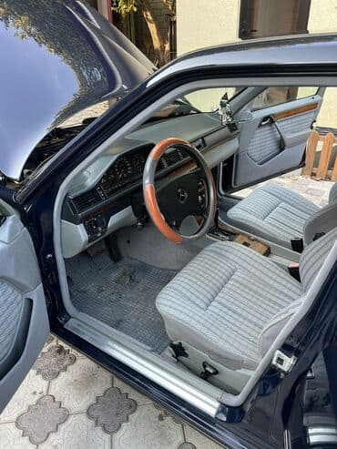 багажник на гольф 2: Mercedes-Benz W124: 1991 г., Автомат, Седан — 5