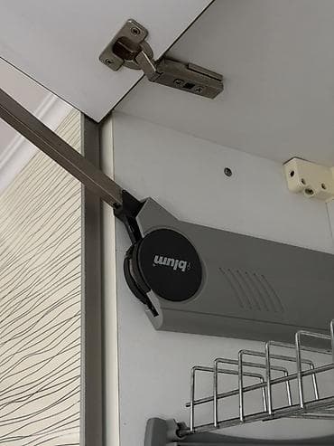 кухонный уголо: Кухонный гарнитур, ДСП — 2