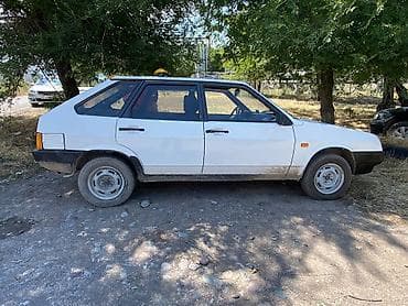 Продажа авто: ВАЗ (ЛАДА) 2109: 1993 г., 1.5 л, Механика, Бензин, Хэтчбэк — 4