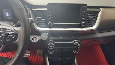 kia bongo3: Kia Stonic: 2018 г., 1.6 л, Автомат, Дизель, Кроссовер — 5