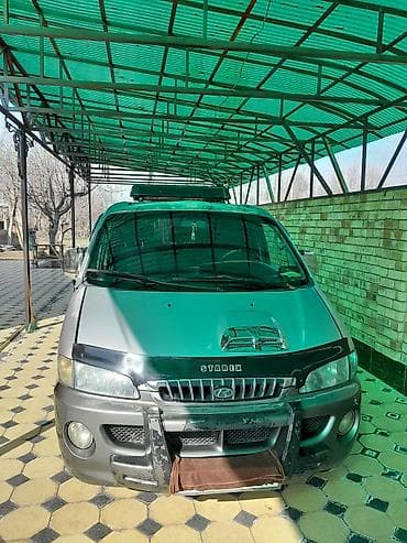 ram авто: Hyundai Starex: 2002 г., Ручные, Минивэн — 4