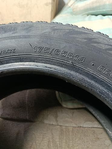 aion v plus: Шины 175 / 65 / R 14, Зима, Б/у, 1 шт, Легковые, Япония, Bridgestone — 1