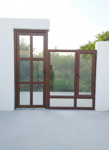 шкафы б у токмок: Даяр металл-пластикалык терезе, Терезе түрү: Балкон, Декоративдик өзгөчөлүктөрү: Декоративдик байламталар, Орнотуусуз, Бөлүп төлөө жок — 1