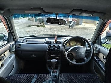 c class w204: Nissan Micra: 2001 г., Автомат, Бензин, Хэтчбэк — 5
