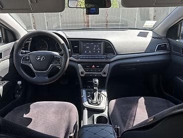 hyundai грузовик: Hyundai Elantra: 2018 г., 2 л, Типтроник, Бензин, Седан — 8