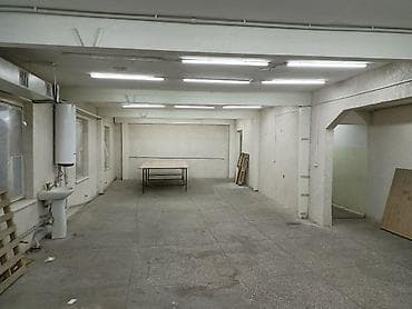 аренда магзин: Сдается в аренду хорошо освещенное помещение склад 100 м2. Кирпичное — 4