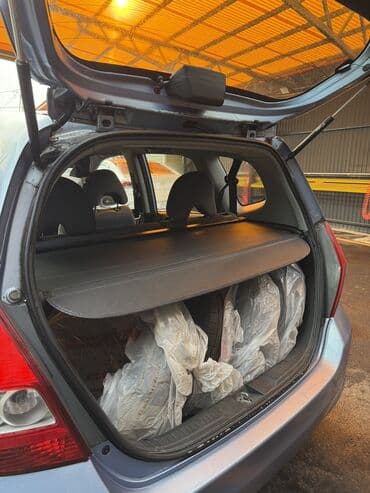 шыны на к5: Honda Jazz: 2001 г., Бензиновая, Хэтчбэк — 4