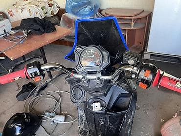 golf iv: Скутер DRT Racer, черный - Тип: бензиновый скутер/мопед - Двигатель — 3