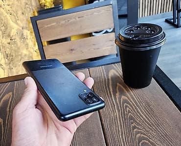pixel 3a: Samsung Galaxy A12, Б/у, 64 ГБ, цвет - Черный, 1 SIM, 2 SIM — 2