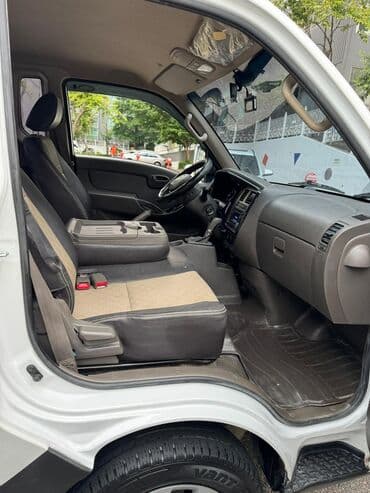 купить грузовой автомобиль с манипулятором бу: Hyundai Porter: 2019 г., 2.5 л, Типтроник, Дизель, Универсал — 8