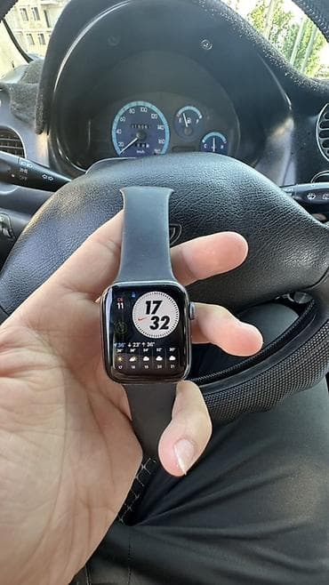 самсунг 8 с: Apple Watch Series 5, 44 мм - Корпус: алюминий, цвет Space Gray - — 3