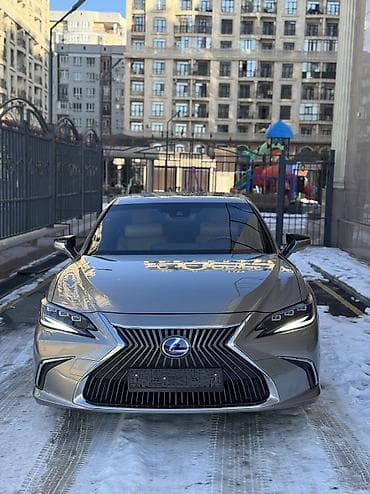 echo platz: Lexus ES: 2020 г., 2.5 л, Вариатор, Гибрид, Седан — 3
