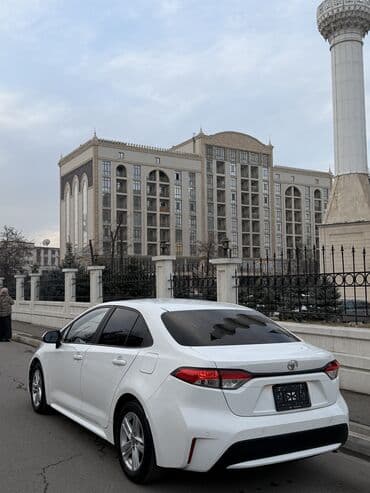 тайоьа: Toyota Corolla: 2022 г., 1.5 л, Автомат, Бензин, Седан — 3