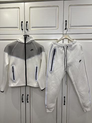 Мужской спортивный костюм, S, Nike, Новый, цвет - Белый, Платная доставка
