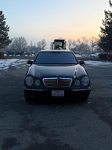 решетка радиатора w211 рестайлинг: Mercedes-Benz E-Class: 2001 г., 3.2 л, Автомат, Дизель, Седан — 3