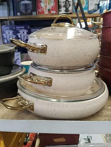 Набор жаровен/сковород с крышками - Три круглые жаровни разного