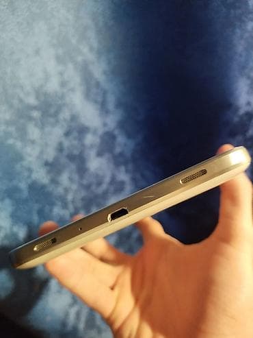 самсунг 03: Планшет, Samsung, память 16 ГБ, 7" - 8", 3G, Б/у, Классический — 5