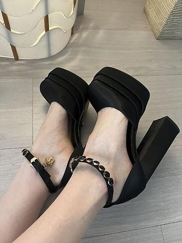 Эркектер кийими: Черные женские туфли на высоком каблуке с платформой. Основные — 5