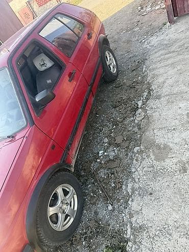 Volkswagen Golf: 1988 г., 1.8 л, Кол менен иштөөчү, Бензин, Хетчбек — 5
