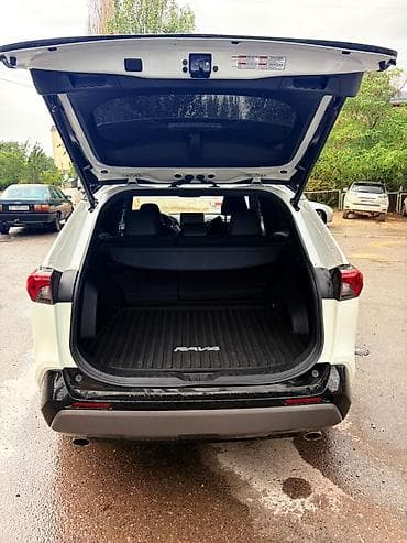 бек тол: Toyota RAV4: 2021 г., 2.5 л, Вариатор, Гибрид — 7