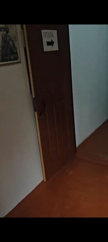 продаю дом рабочий гарадок: Сатам Дүкөн 36 кв. м, Эшиги өзүнчө, 1 кабат — 1