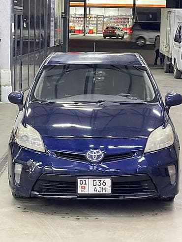 фар на фит: Toyota Prius: 2013 г., 1.5 л, Вариатор, Гибрид, Лифтбек — 1