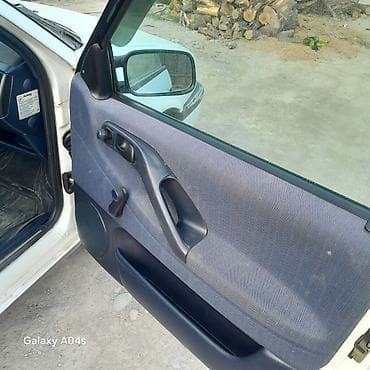 Продажа авто: Volkswagen Passat: 1995 г. — 1