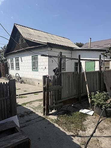 кашары сарай: Продаётся дом с огороженным участком. 8 соток в доме 4 комнаты — 6