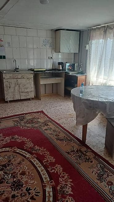 Квартиры: В частном доме,Сдаётся одна большая комната для семьи, без — 2
