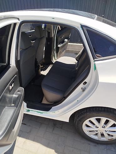 Hyundai Elantra: 2018 г., 1.6 л, Механика, Бензин — 7