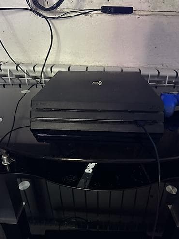 ps5 pro купить: PlayStation 4 Pro (PS4 Pro) - Версия консоли с тройным — 4