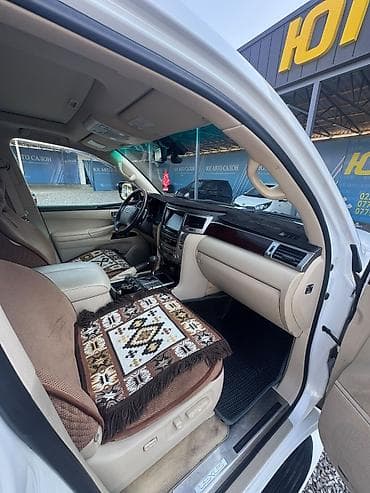 Lexus: Lexus LX: 2012 г., 5.7 л, Автомат, Бензин, Внедорожник — 3