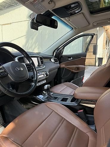киа саренто 2019: Kia Sorento: 2019 г., 2 л, Автомат, Бензин, Кроссовер — 9