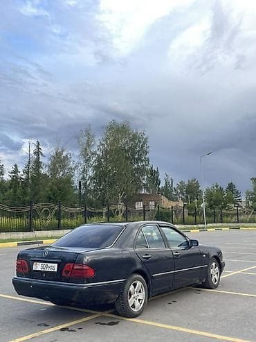 Mercedes-Benz : 1996 г., 2.3 л, Механика, Бензин — 6