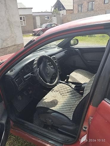 tayota karina e: Toyota Carina E: 1993 г., Механика, Бензин, Седан — 3