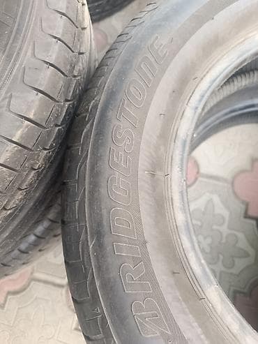Унаа: Летние шины Bridgestone, - Размер: 195/65 R15 91S - Бескамерные — 2
