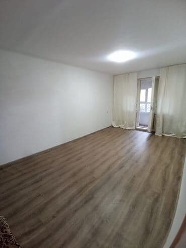 куплю дом новониколаевка: 1 комната, 38 м², 104 серия, 1 этаж, Косметический ремонт — 1