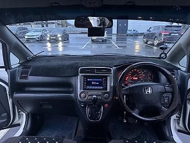 хонда сртим: Honda Stream: 2001 г., 2 л, Автомат, Газ, Минивэн — 10