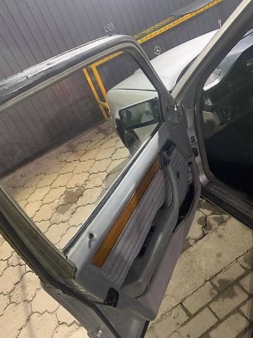 накладки w210: Mercedes-Benz E-Class: 1992 г., 2.2 л, Ручные, Дизель, Седан — 6