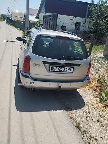 mazda 232: Ford Focus: 2001 г., Автомат, Бензин, Универсал — 2