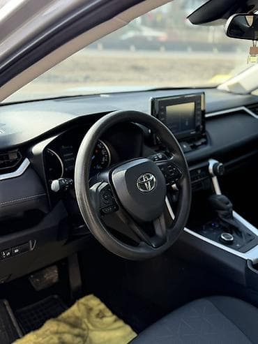 Toyota: Toyota RAV4: 2021 г., 2.5 л, Автомат, Гибрид, Кроссовер — 5