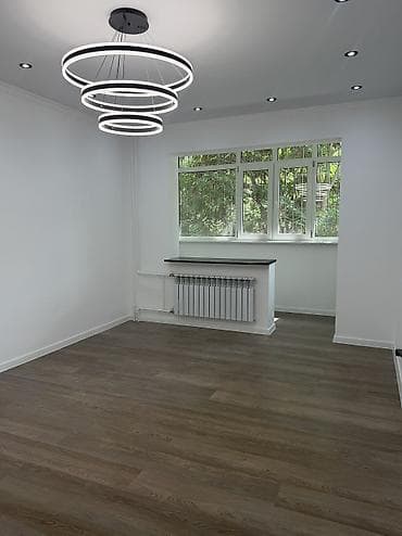 3 комнаты, 70 м², Золотой квадрат 106 серия, 2 этаж, Евроремонт