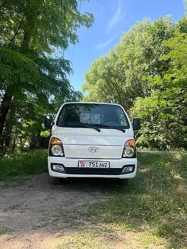 автовоз рено: Легкий грузовик, Hyundai, Стандарт, 2 т, Б/у — 3