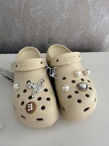 5 4: Сабо, 36, 39, Crocs, Новый, цвет - Бежевый, Платная доставка, Бесплатная доставка, Самовывоз — 1